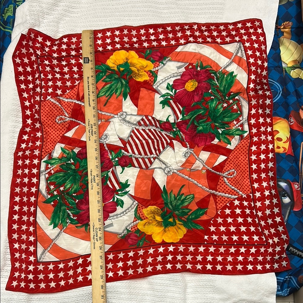 Oscar de la Renta Red and Green Holiday Throw